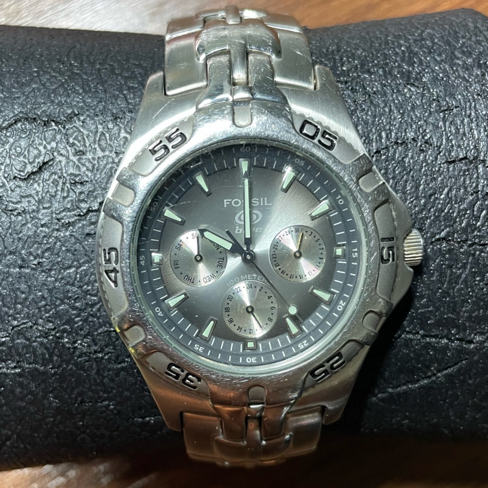 Fossil Blue Men’s Watch in Great Condition